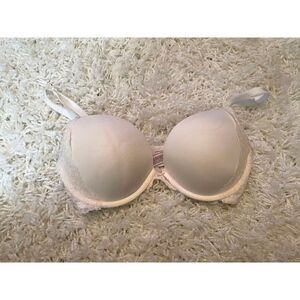 Victoria's Secret bra  